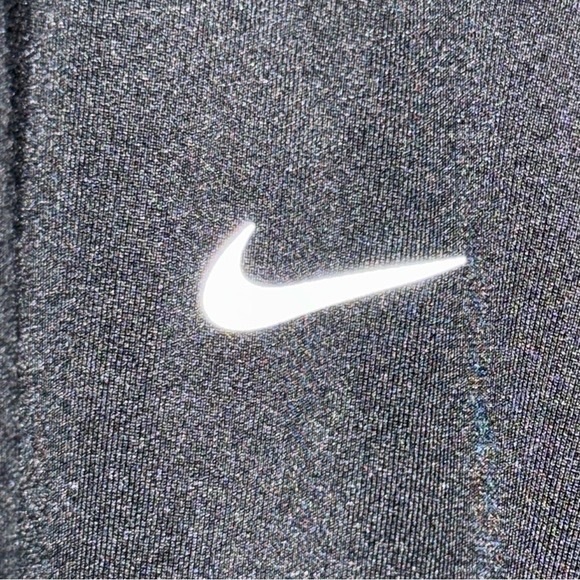 Nike Black and White Half-Zip Pullover - Picture 2 of 7